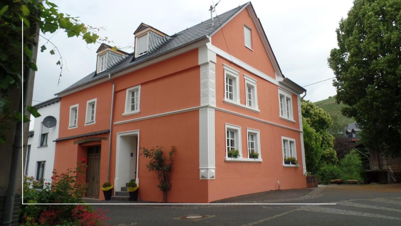 Kruft Veldenz Apartment Bagian luar foto